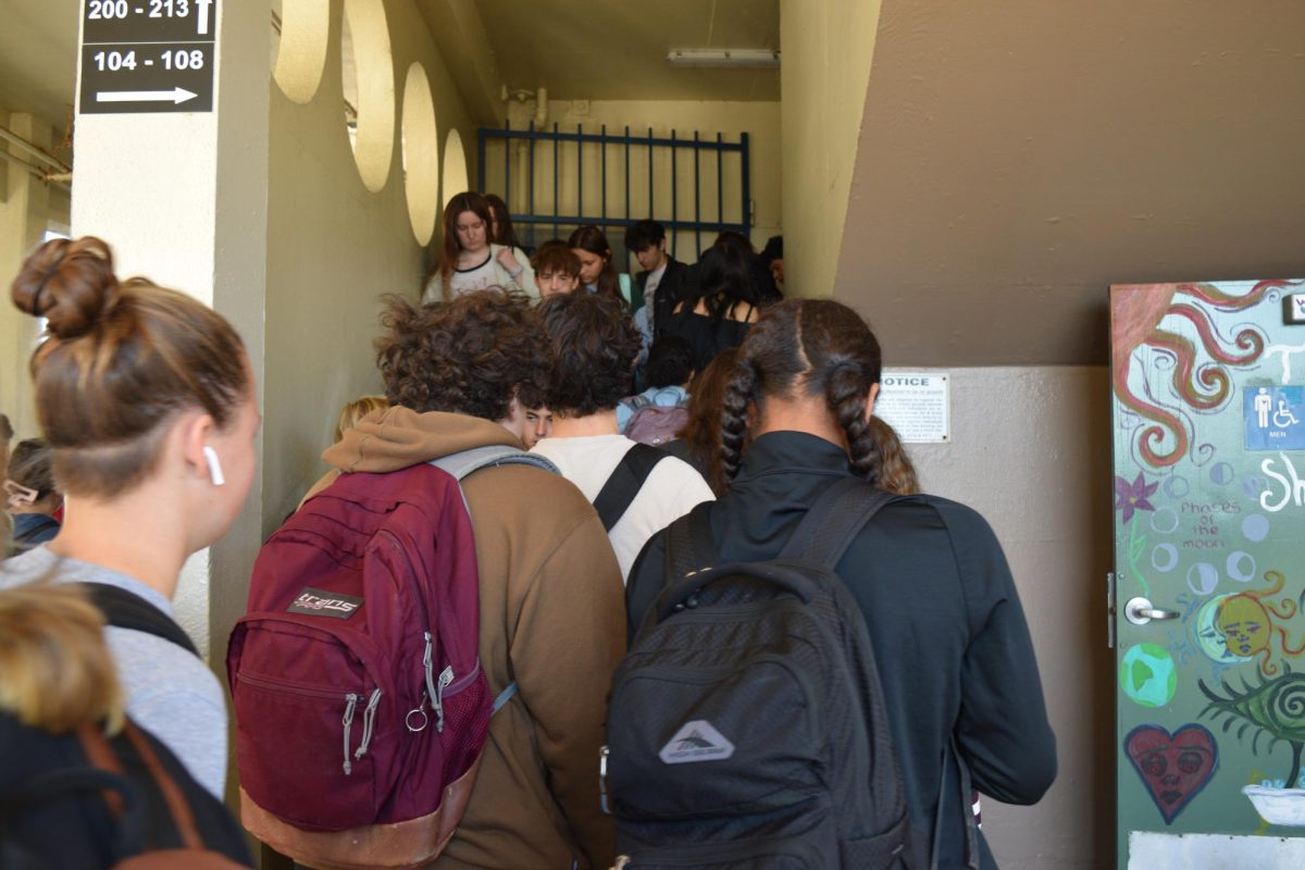 Students flooding into the stairs between classes