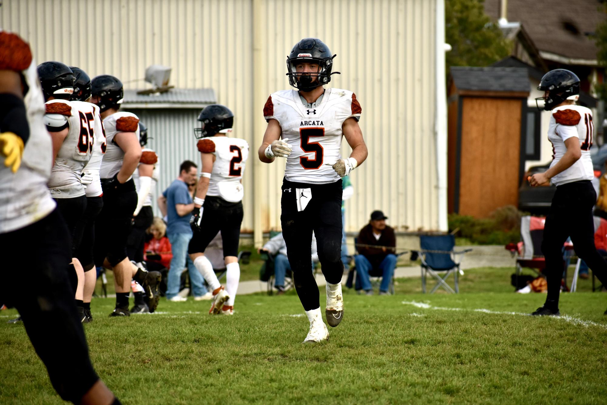 Arcata struggles: Shares Little 4 league title with Ferndale