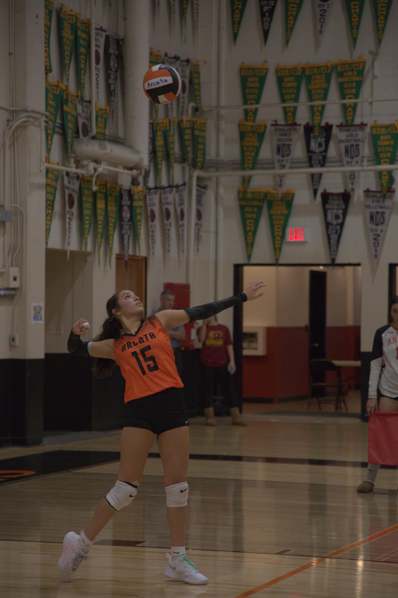 Tigers scratch through Warriors’ armor, defeat Del Norte