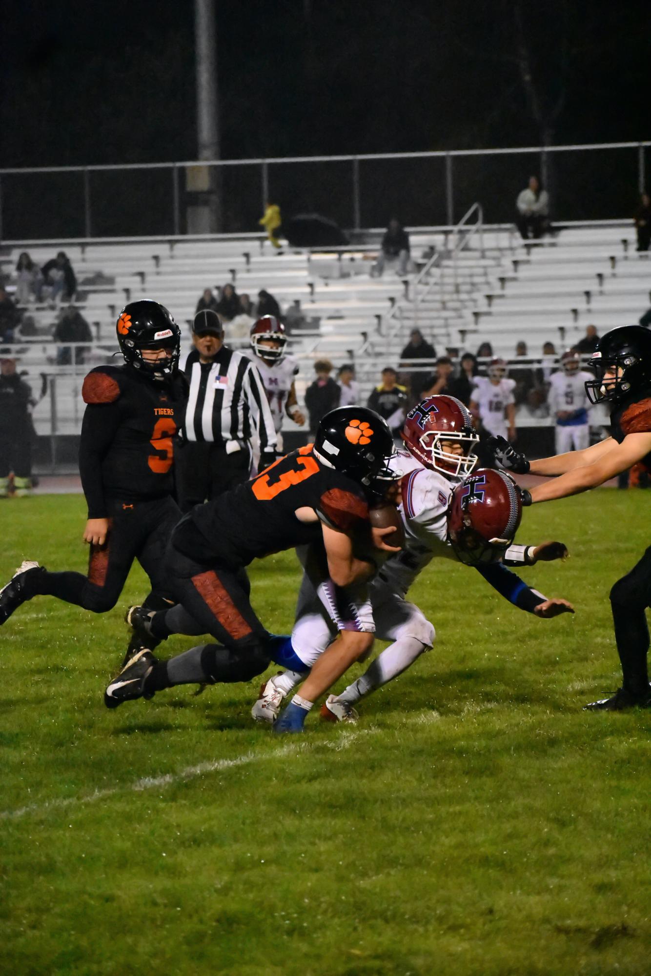Tigers slip by Warriors in homecoming thriller