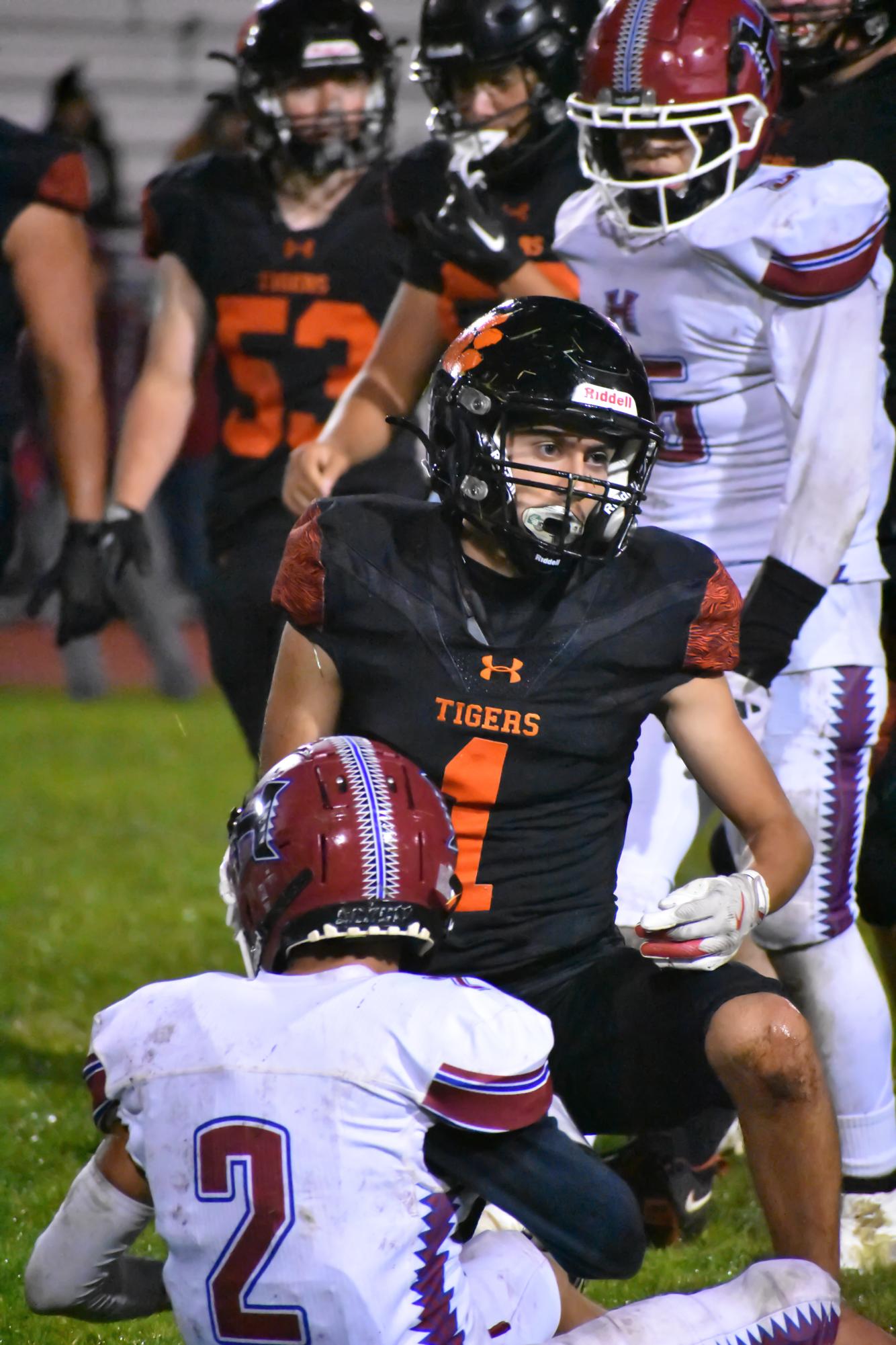 Tigers slip by Warriors in homecoming thriller