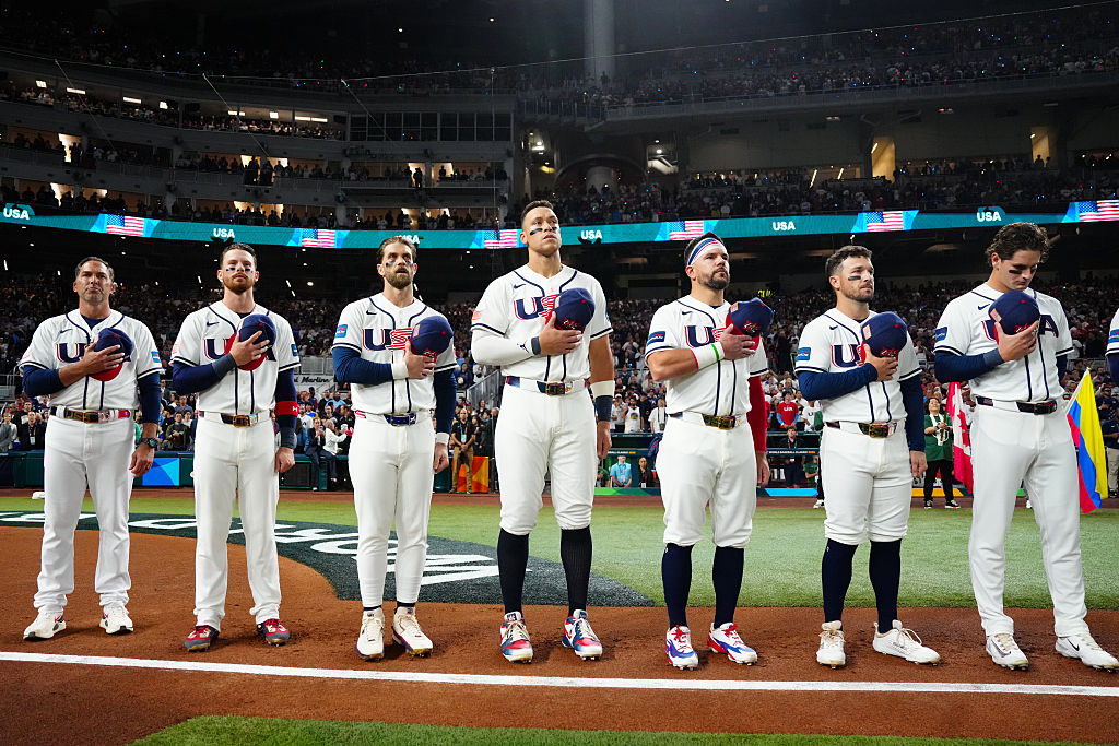Team USA posed for the National Anthem